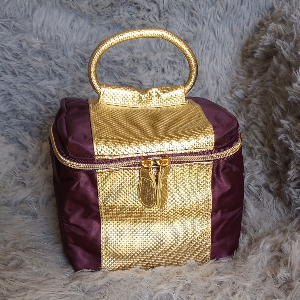 Vintage Avon "Mark" Women's Travel Case